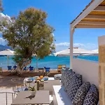 Echinousa Maisonette No1 *