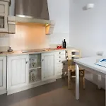 Echinousa Maisonette No1 * Kímolos